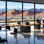 Oficinas modernas con equipos tecnológicos y vista a la montaña en Mendoza