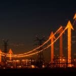 Modernización de red eléctrica con financiamiento gubernamental para centros de datos y startups tecnológicas en infraestructura energética.