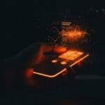 Grabadora con IA Plaud Note Pro para founders tech, destacando transcripción automática y productividad en startups.