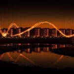 Centro de datos de Google en Oregon con énfasis en la gestión sostenible del agua y desafíos ambientales.